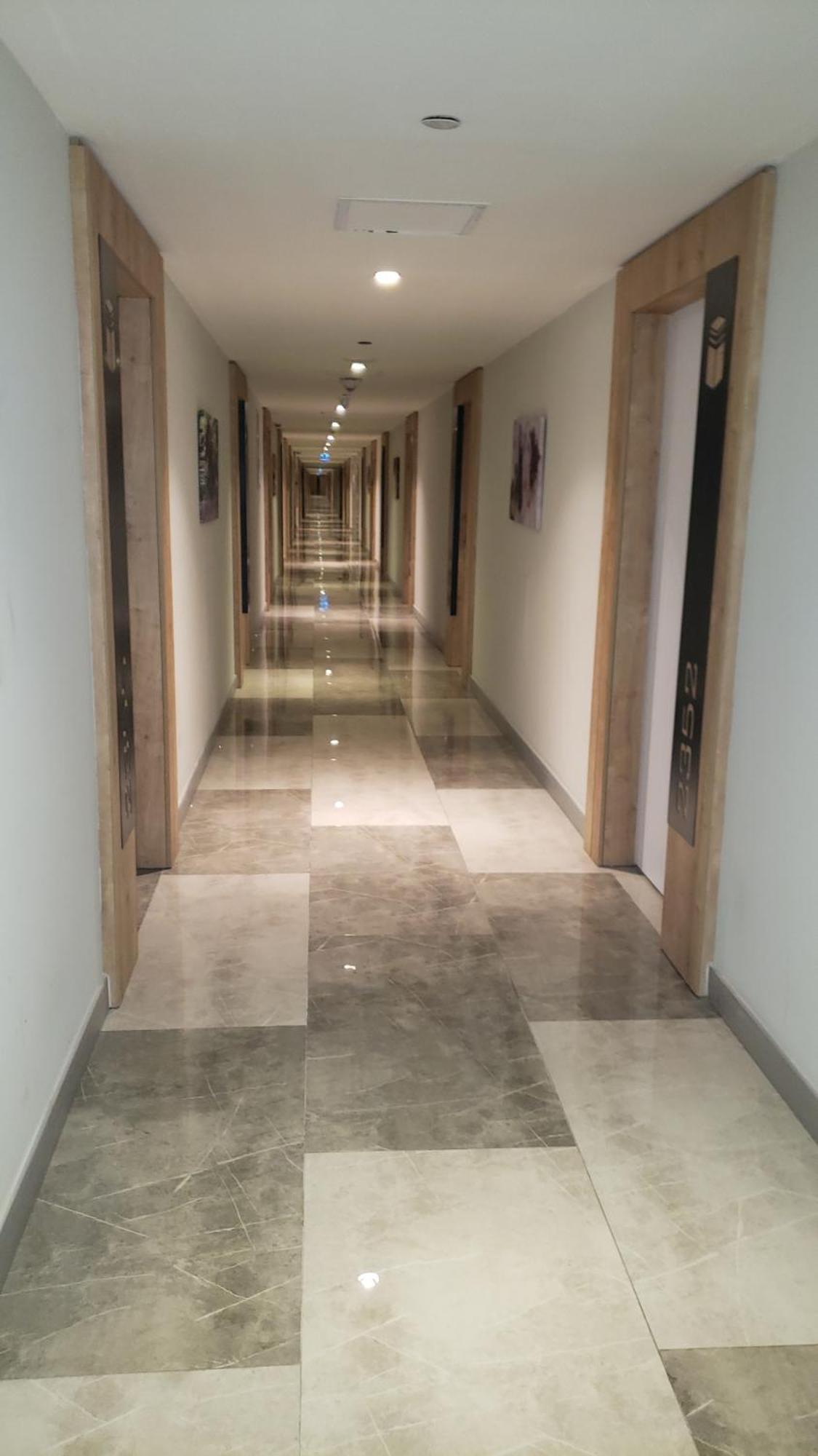 Orbi City Premium Apartament 巴统 外观 照片